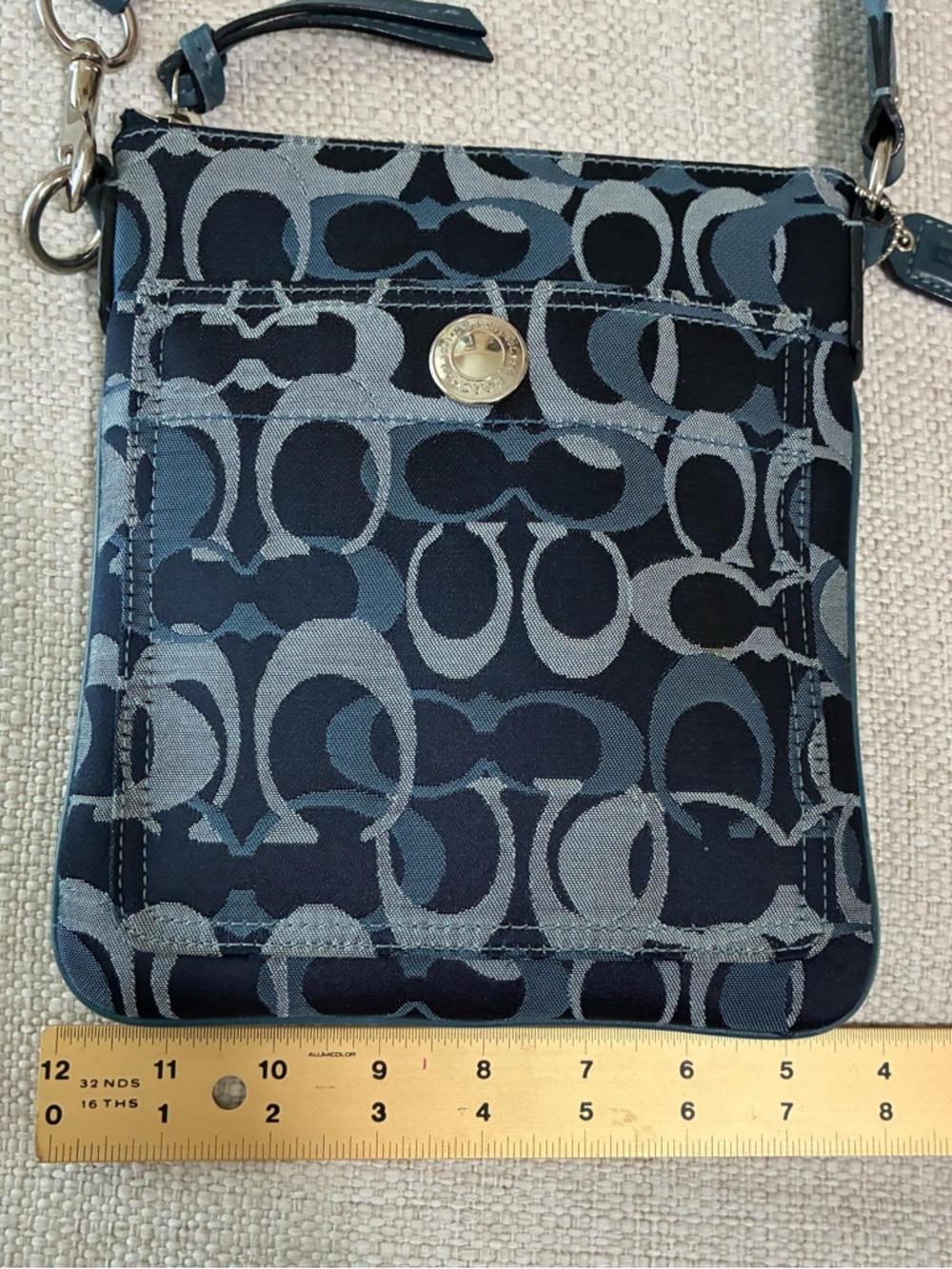 Coach EUC Blue Signature Crossbody  Bag @9”x8” - Picture 14 of 14